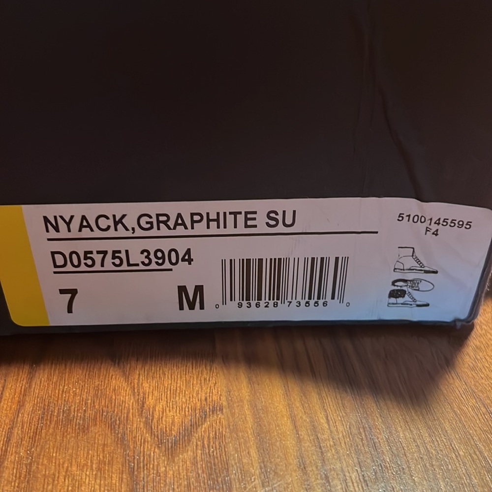 VINCE NYACK Rabbit High-Top Sneaker - Picture 3 of 14